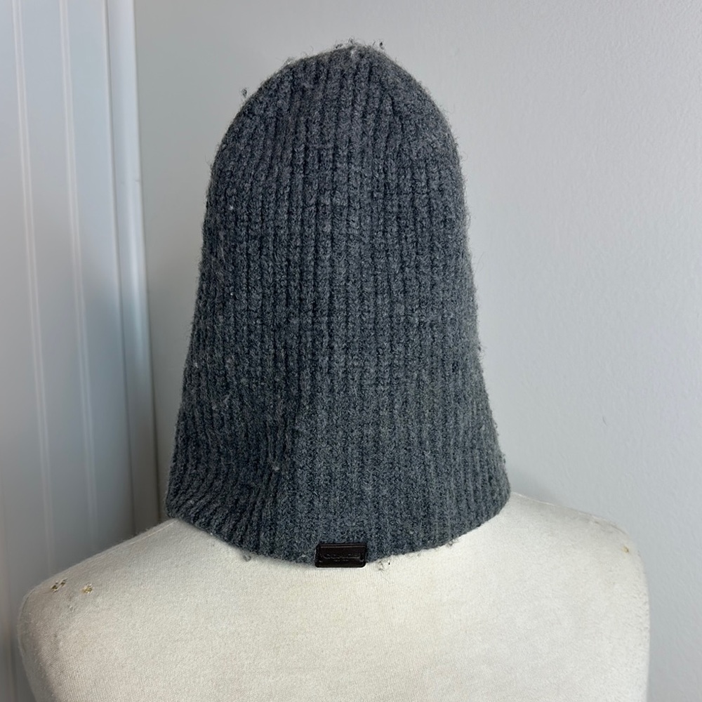 COACH Gray Ribbed Knit Hood